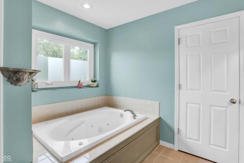 11873 Arborhill Drive Zionsville IN 46077