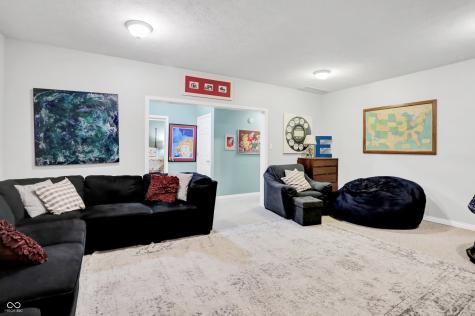 11873 Arborhill Drive Zionsville IN 46077