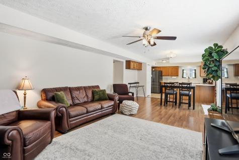 11252 Bayridge Circle E Indianapolis IN 46236