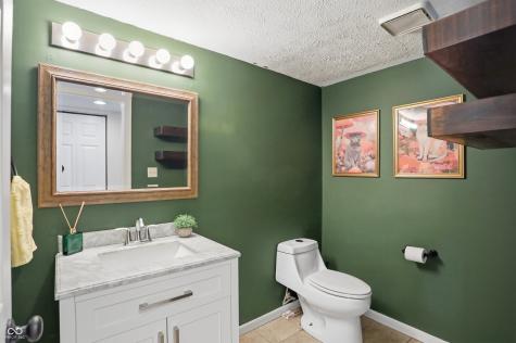 11252 Bayridge Circle E Indianapolis IN 46236