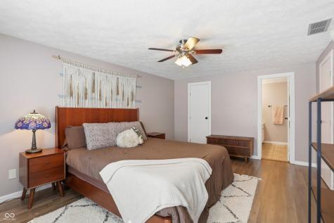 11252 Bayridge Circle E Indianapolis IN 46236
