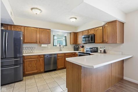 11252 Bayridge Circle E Indianapolis IN 46236