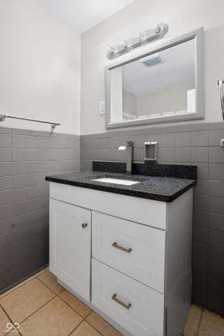 5148 Alameda Road Indianapolis IN 46228