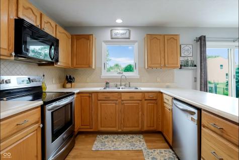 322 Wakefield Drive E Greenwood IN 46142