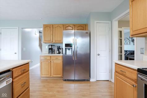 322 Wakefield Drive E Greenwood IN 46142