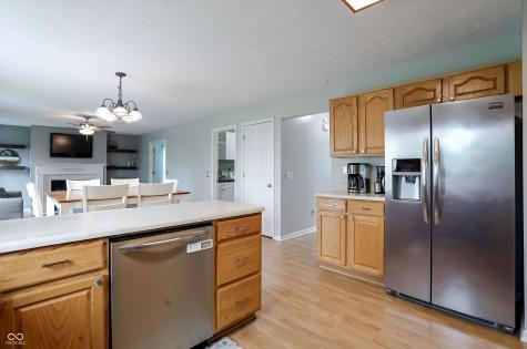 322 Wakefield Drive E Greenwood IN 46142