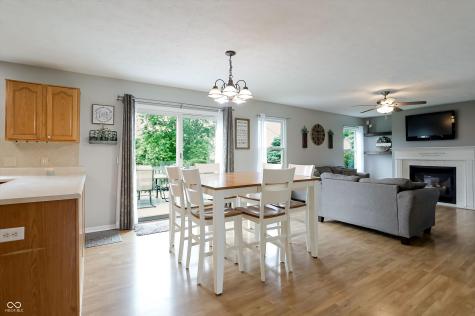 322 Wakefield Drive E Greenwood IN 46142