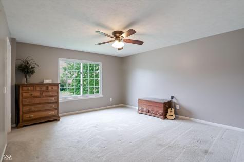 322 Wakefield Drive E Greenwood IN 46142