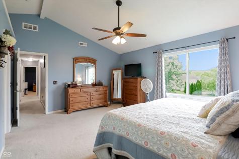 322 Wakefield Drive E Greenwood IN 46142