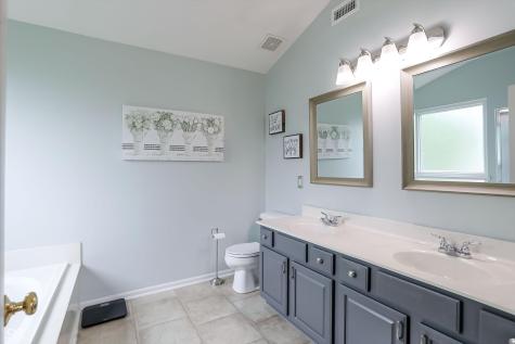 322 Wakefield Drive E Greenwood IN 46142