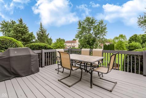 322 Wakefield Drive E Greenwood IN 46142