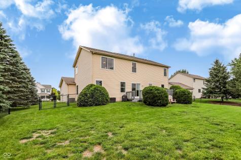 322 Wakefield Drive E Greenwood IN 46142