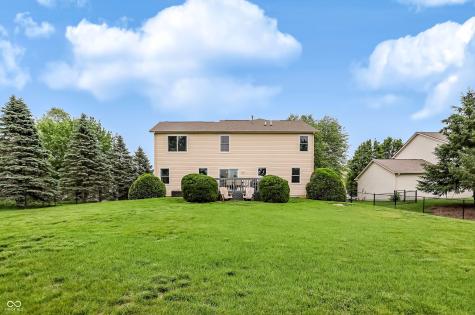 322 Wakefield Drive E Greenwood IN 46142