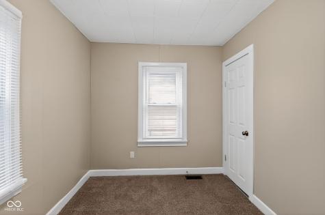 112 S 3rd Avenue Beech Grove IN 46107