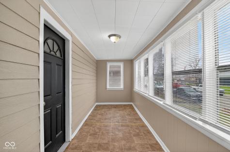 112 S 3rd Avenue Beech Grove IN 46107