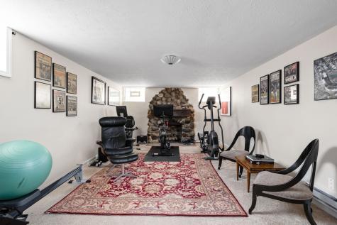5302 N New Jersey Street Indianapolis IN 46220