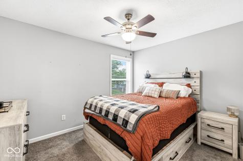 208 E Poplar Street Danville IN 46122
