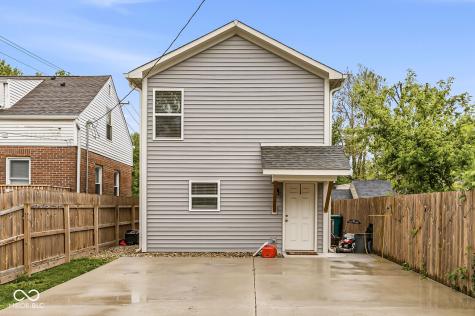 208 E Poplar Street Danville IN 46122