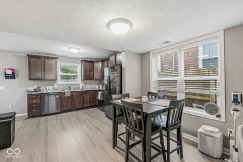 208 E Poplar Street Danville IN 46122