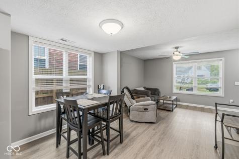 208 E Poplar Street Danville IN 46122