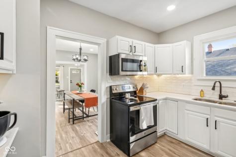 820 Carlyle Place Indianapolis IN 46201