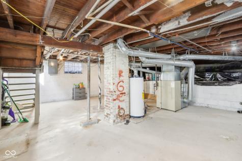 820 Carlyle Place Indianapolis IN 46201