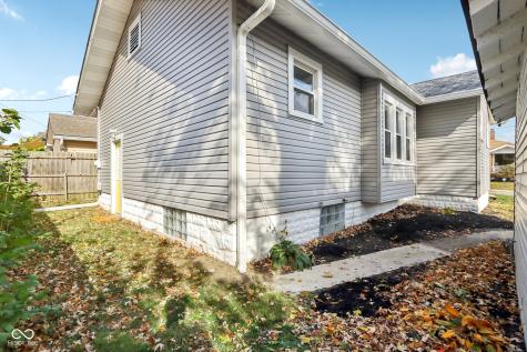 820 Carlyle Place Indianapolis IN 46201