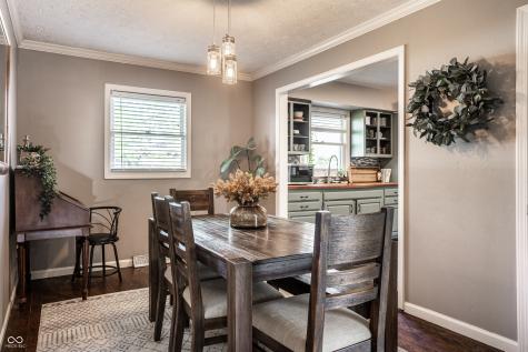 654 Sunset Boulevard Greenwood IN 46142