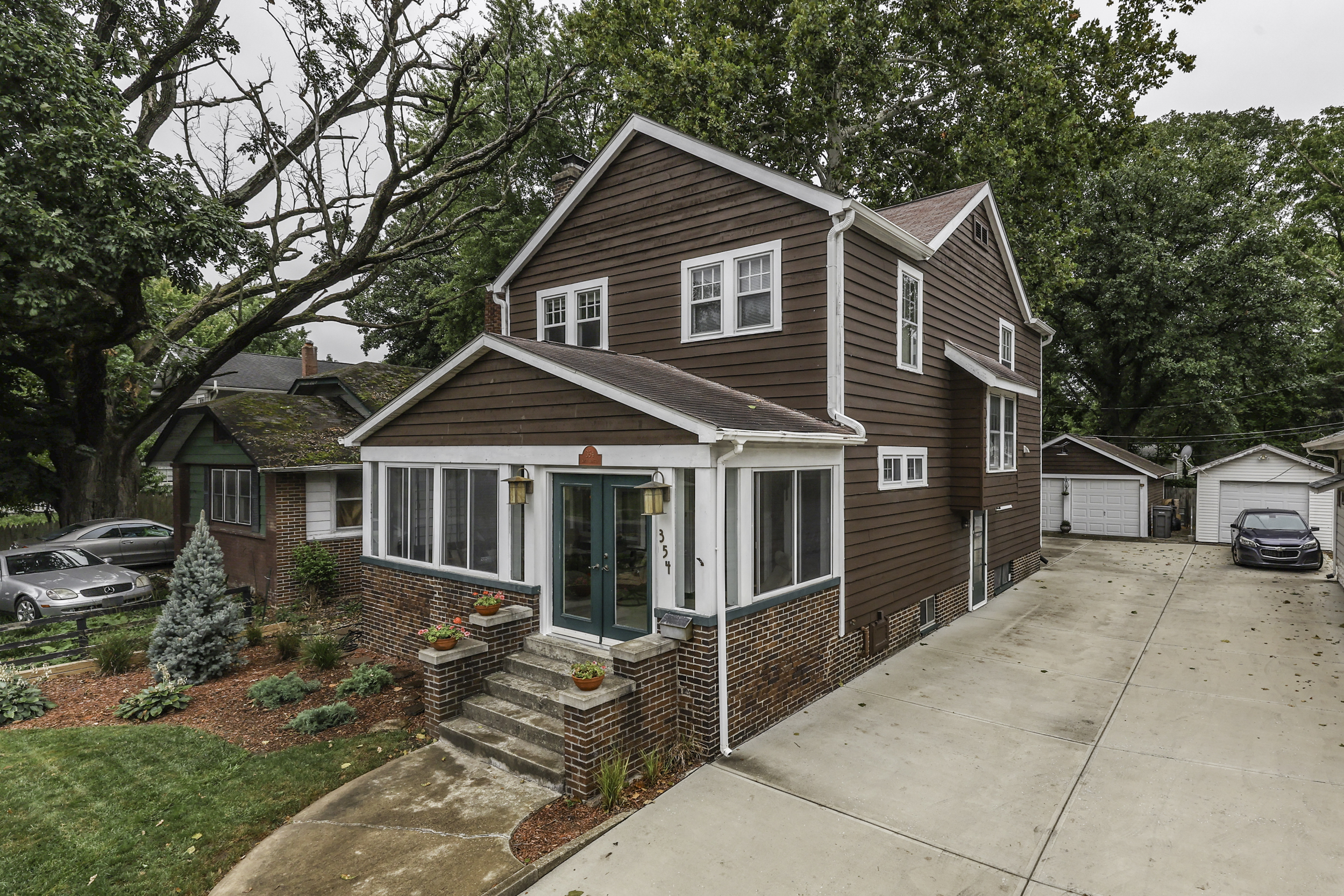 354 S Arlington Avenue Indianapolis IN 46219