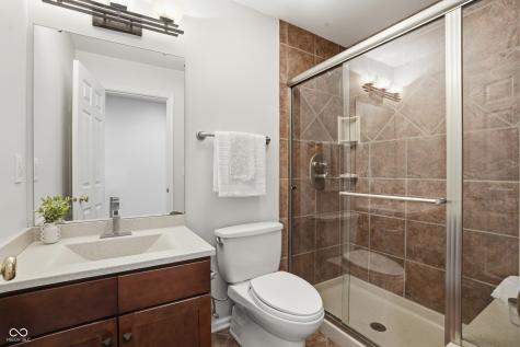 547 Holliday Lane Indianapolis IN 46260