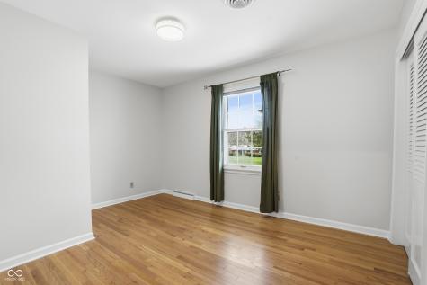 547 Holliday Lane Indianapolis IN 46260