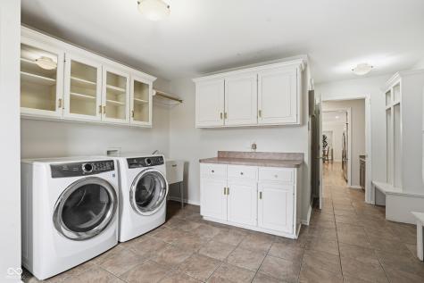 547 Holliday Lane Indianapolis IN 46260