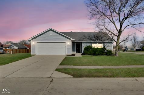 9536 English Oak Drive Indianapolis IN 46235