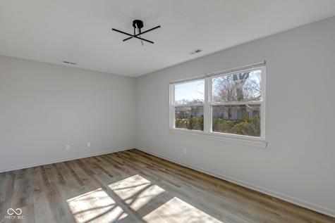 9536 English Oak Drive Indianapolis IN 46235