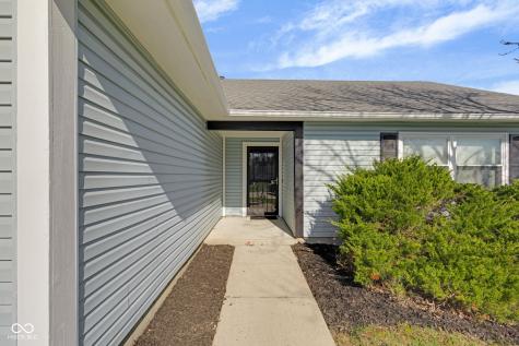 9536 English Oak Drive Indianapolis IN 46235