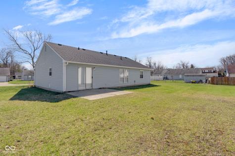 9536 English Oak Drive Indianapolis IN 46235