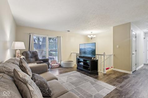 1023 Avalon Lane Chesterfield IN 46017