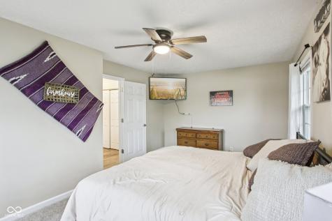1023 Avalon Lane Chesterfield IN 46017