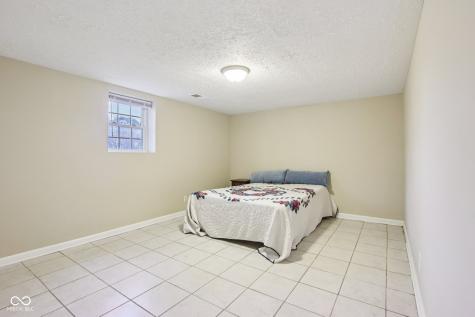 1023 Avalon Lane Chesterfield IN 46017