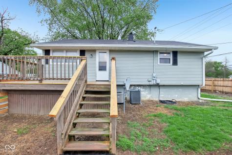 1023 Avalon Lane Chesterfield IN 46017