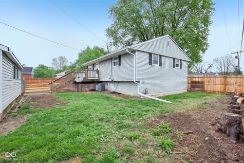 1023 Avalon Lane Chesterfield IN 46017