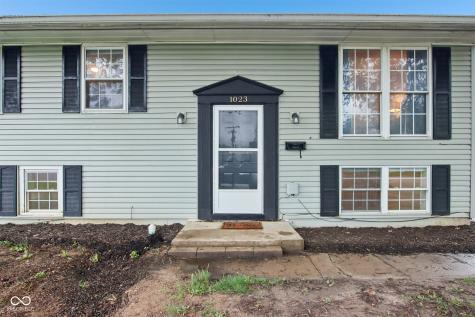 1023 Avalon Lane Chesterfield IN 46017