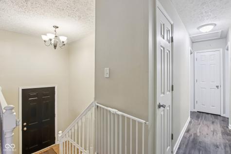 1023 Avalon Lane Chesterfield IN 46017