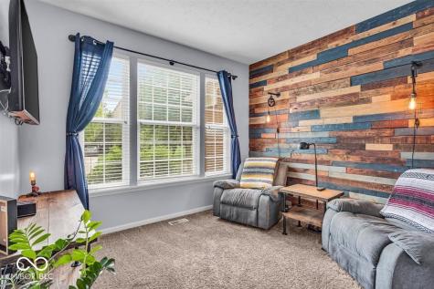9834 Belcrest Lane Indianapolis IN 46256