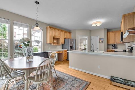 9834 Belcrest Lane Indianapolis IN 46256