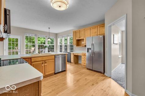9834 Belcrest Lane Indianapolis IN 46256