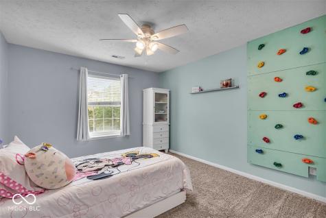 9834 Belcrest Lane Indianapolis IN 46256