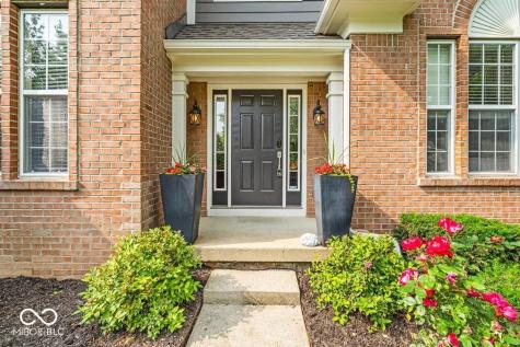 9834 Belcrest Lane Indianapolis IN 46256