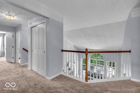 9834 Belcrest Lane Indianapolis IN 46256