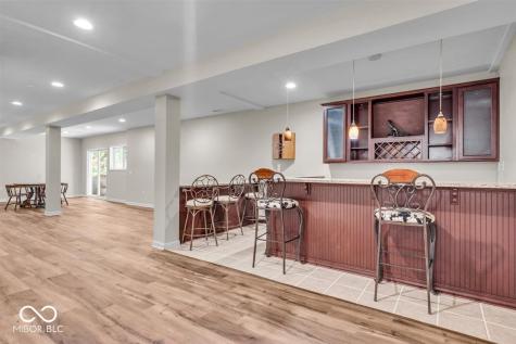 9834 Belcrest Lane Indianapolis IN 46256